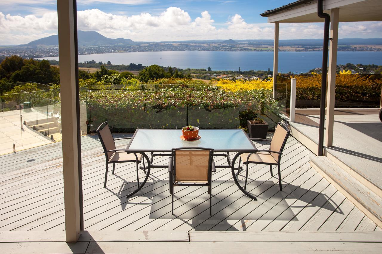 Te Moenga Lodge Taupo Kültér fotó