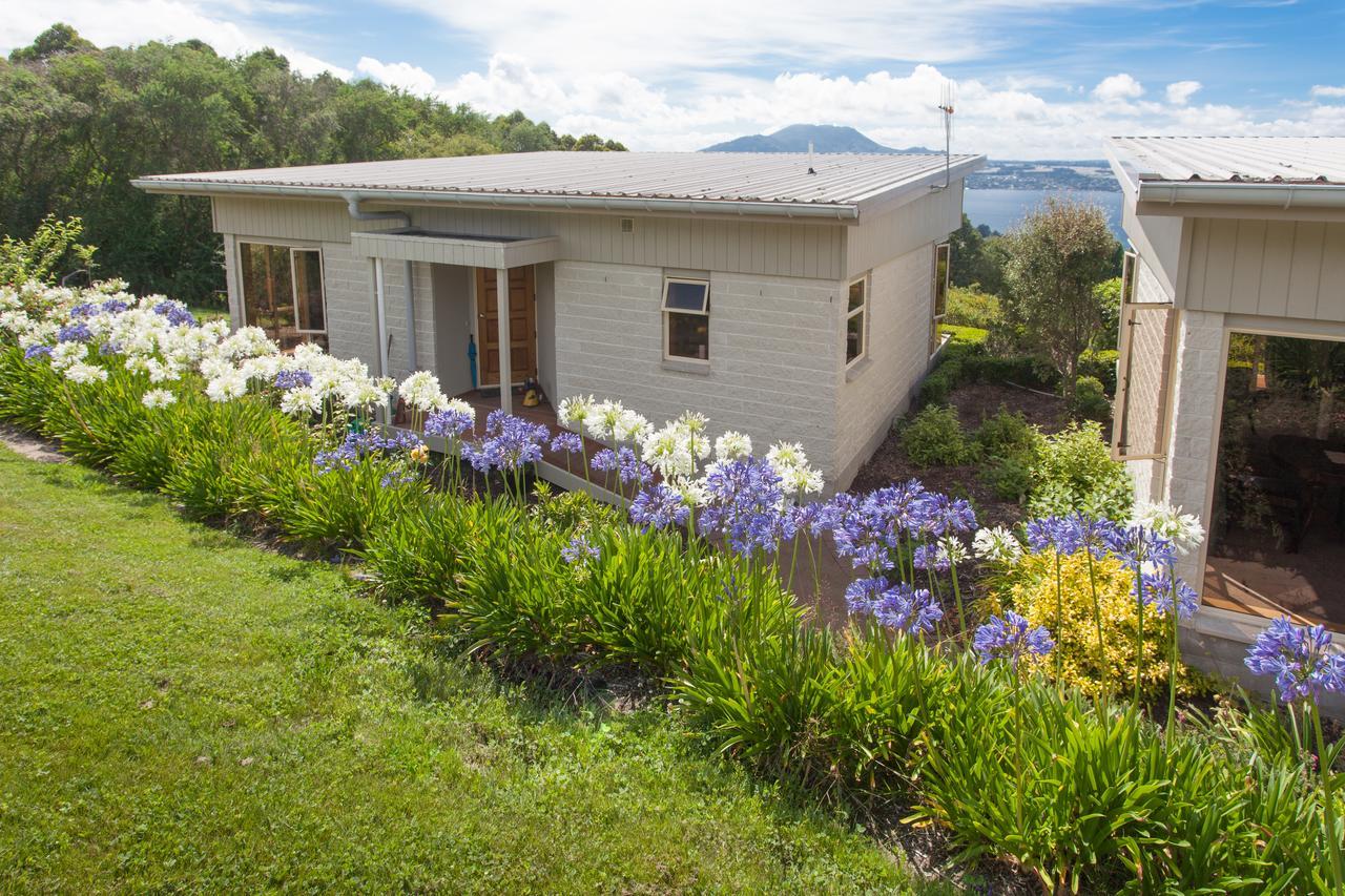 Te Moenga Lodge Taupo Kültér fotó